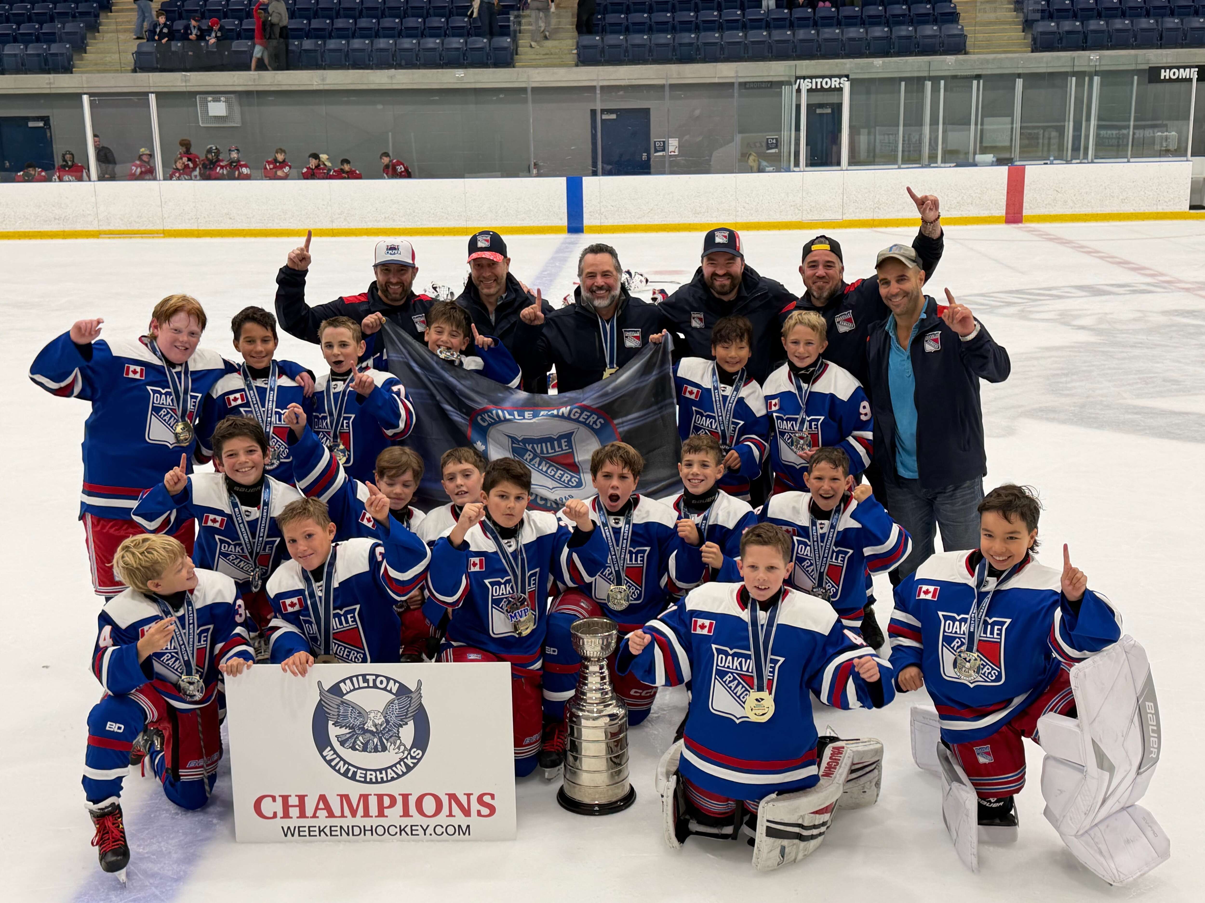 U11ABLUECHAMP.jpeg